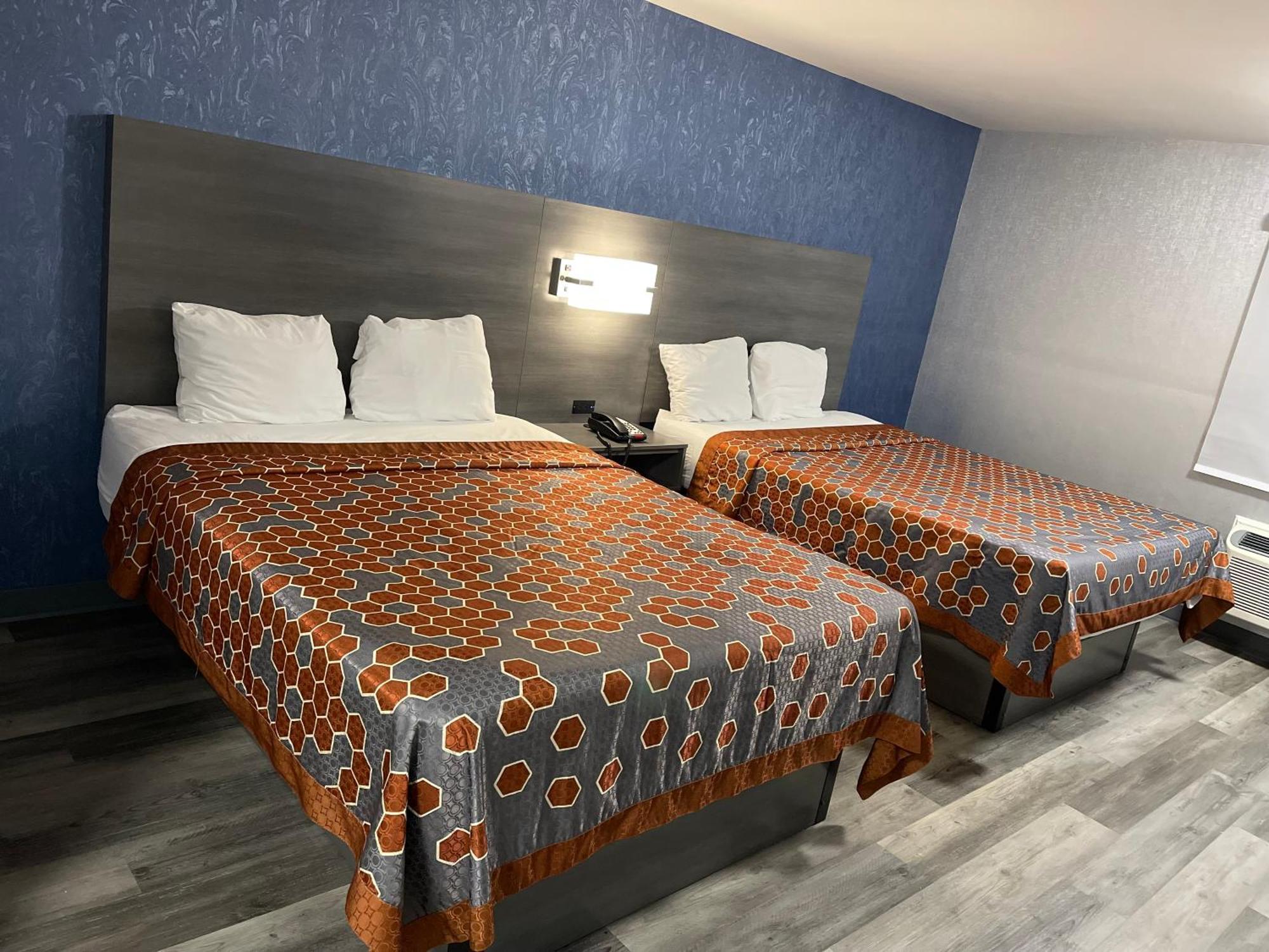 The Wayne Inn Екстериор снимка