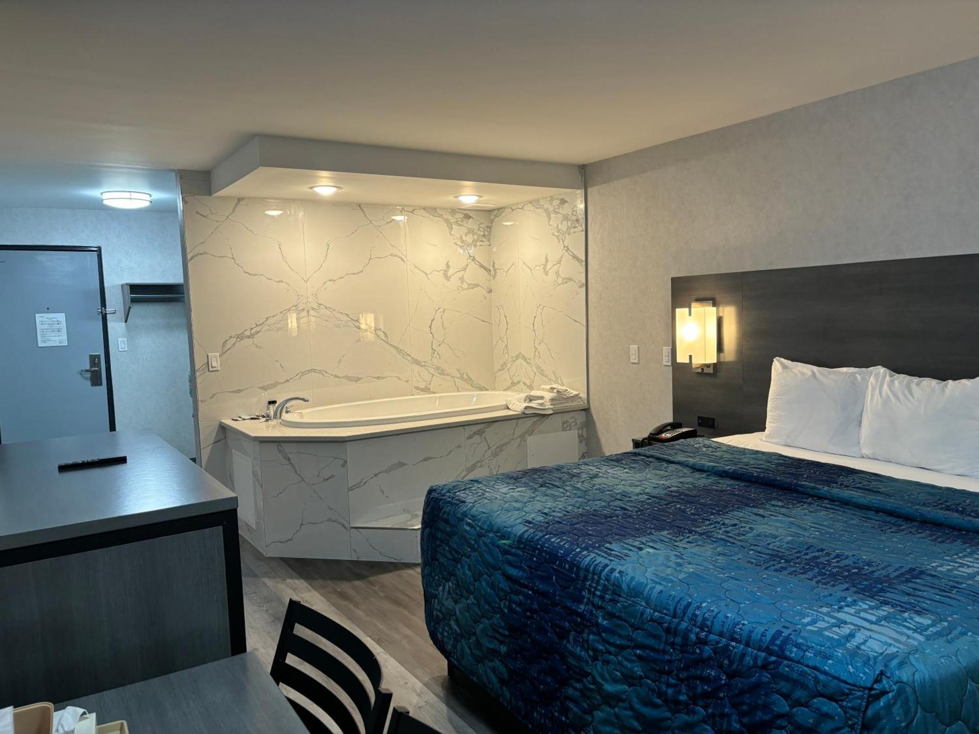 The Wayne Inn Екстериор снимка